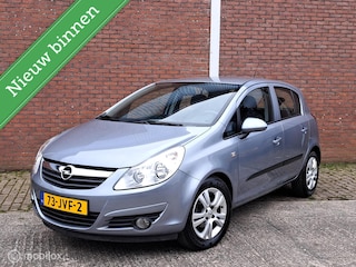 Opel Corsa 1.4-16V Enjoy Dealer onderhouden