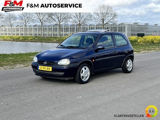 Opel Corsa 1.2i-16V Strada Cool Schuifdak, met nieuwe APK!