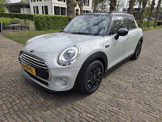 Mini Cooper 1.5 Chili Seriois Business