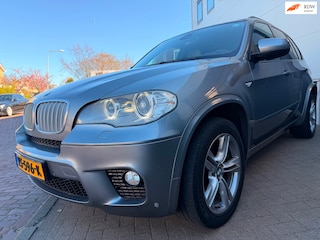 BMW X5 XDRIVE40D /Grijs kenteken/Xenon/Navi/360 Camera/Leder/Stoelverwarming/Memory/