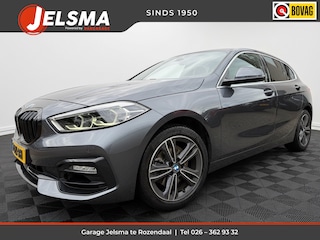 BMW 118i High Executive edition, Sport-line | Leer | Navi+