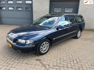 Volvo V70 2.4 Youngtimer Dealer onderhouden Zeer nette auto