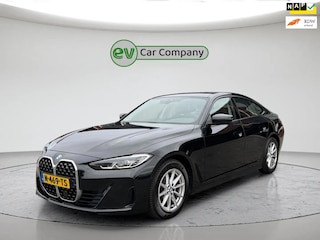 BMW 420i Business Edition Plus | Panoramadak | Stoelverwarming | Leder | Camera | Dodehoek | CarPlay