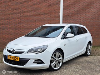 Opel Astra Sports Tourer 1.4 Turbo Sport