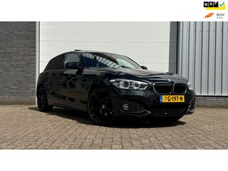 BMW 120i M PAKKET AUTOMAAT PANO FULL OPTION KEYLESS SHADOW SPORT