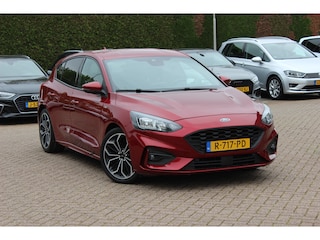 Ford Focus 1.0 EcoBoost Titanium Business / Camera / Head-up / CarPlay / Keyless / 18'' / Navigatie / Dodehoek / DAB / ACC