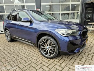 BMW X1 sDrive18i High Executive LEDER GROOT NAVI PDC 18"