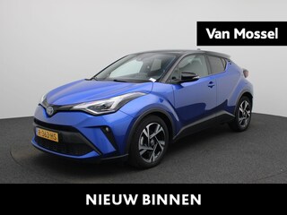 Toyota C-HR 1.8 Hybrid Business Plus | Climate Control / ECC | Licht metalen velgen 18 inch | Cruise control Adaptive | Connectiviteit, Navigatie | Half lederen bekleding zwart | Stoelverwarming | Xenon koplampen | Park Distance Control voor en achter | Achteruitrijcamera |