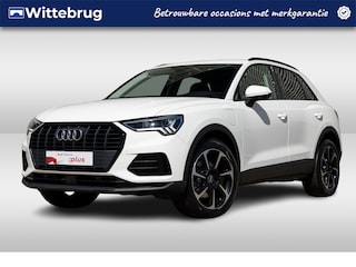 Audi Q3 45 TFSI e 245PK Business Edition | Navi | 19 Inch | Zwart optiek | Sportstoel |