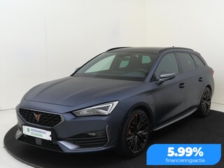 Cupra Leon 1.4 e-Hybrid VZ Performance | SoH 95% | Trekhaak | Kuipstoelen | Adaptieve demping | Parkeerassistent | Lederen bekleding | Matte lak | Stoel- en stuurwielverwarming | Dodehoek detectie |