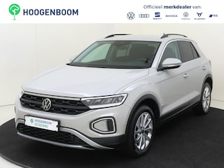 Volkswagen T-Roc 1.5 TSI Life Business | Parkeerassistent | Digital cockpit Pro | Achteruitrijcamera | Stoelverwarming | Navigatie | Adaptieve cruise control | Climate control |