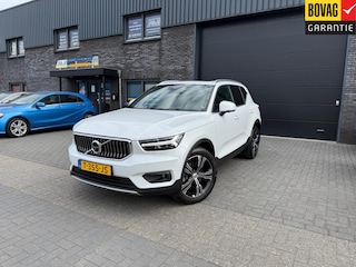 Volvo XC40 2.0 T4 R-Design | 1E EIGENAAR | 12MND GARANTIE | AUTOMAAT | LED | DAB | PANO | CRUISE | TREKHAAK | CARPLAY |