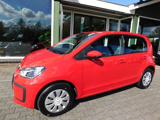 Volkswagen Up 1.0 65PK MOVE UP! All-in Prijs! 1 jaar garantie!