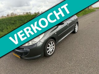Peugeot 206 1.1 Access Lite incl nw apk & garantie !