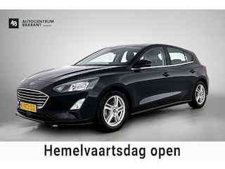 Ford Focus 1.0 EcoBoost Hybrid Trend Edition Business (NAVIGATIE, CAMERA, CARPLAY, PARKEERSENSOREN, GOED ONDERHOUDEN)