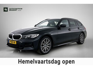 BMW 3-serie Touring 318i High Executive(Dealer onderH, Carplay/ Android, Navi, StoelV, PDC V+A, Climate con,, Etc)