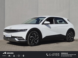 Hyundai Ioniq 5 Connect 77.4 kWh / SOH 100% / Fabrieksgarantie tot 09-02-2028 / Dealer onderhouden / CCS snelladen / Trekhaak afneembaar / Warmtepomp / 1.600 kg trekgewicht / Adaptieve CC / Stuur- & Stoel verwarming / Achteruitrijcamera / Keyless Entry/Start /