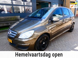 Mercedes-Benz B-klasse 180 116pk 2e eig. Airco Cruise PDC Trekhaak 1300kg.