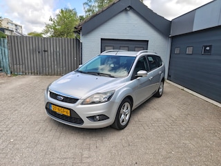 Ford Focus Wagon 1.6 Comfort,Airco Cruise control,Trekhaak,nieuwe apk.