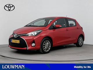 Toyota Yaris 1.3 VVT-i Aspiration 5-Drs Automaat | Parkeercamera | Bluetooth | Cruise Control | Mistlampen | Lage KM! |