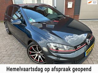 Volkswagen Golf 2.0 TSI GTI / Navi / Camera / PDC / Carplay / Stoelverwarming