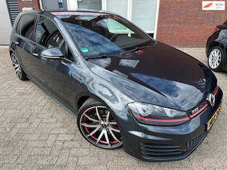 Volkswagen Golf 2.0 TSI GTI / Navi / Camera / PDC / Carplay / Stoelverwarming
