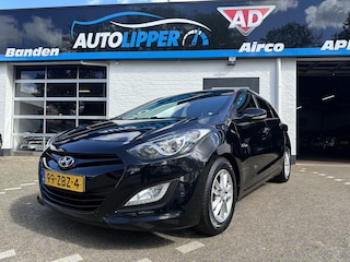 Hyundai i30 Wagon 1.6 GDI Business Edition /Nieuwe apk bij aflevering/Camera/All season banden/Lm/Trekhaak