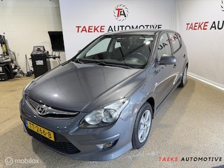 Hyundai i30 1.4i i-Drive Clima/Apk