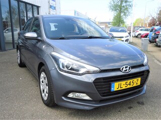 Hyundai i20 1.0 T-GDi 5D Comfort + navigatie + trekhaak