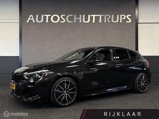 BMW M135i xDrive High Executive Edition M SPORT / SCHUIFDAK / VOL LEDER / PANO / HARMAN & KARDON / STOELVERW. / BOMVOL! / RIJKLAAR