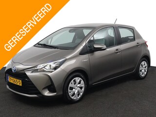 Toyota Yaris 1.5 Hybrid Active Navigatiesysteem | Cruise Control | All season banden |