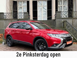Mitsubishi Outlander 2.0 4WD Limited+ 7P Automaat Leder Navi Camera Xenon Pdc V+A Trekhaak Full Options