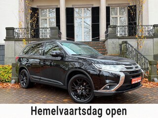 Mitsubishi Outlander 2.0 Instyle+ 4WD 7P Automaat Sch-Dak Navi 360C Camera Trekhaak Climate Cruise Ctr