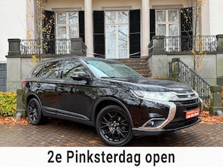 Mitsubishi Outlander 2.0 Instyle+ 4WD 7P Automaat Sch-Dak Navi 360C Camera Trekhaak Climate Cruise Ctr