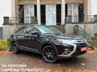 Mitsubishi Outlander 2.0 Instyle+ 4WD 7P Automaat Sch-Dak Navi 360C Camera Trekhaak Climate Cruise Ctr