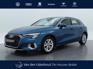 Audi A3 Sportback 35 TFSI 150 PK Business edition | PDC | Navigatie | Sportstoelen |