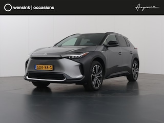 Toyota bZ4X Business Plus 71 kWh | SOH 97,9% | Trekhaak | 360 camera | Dodehoekdetectie | Stoelverwarming voor en achter | LED | DAB | Stuurwielverwarming |