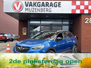 Opel Grandland X 1.6 Turbo Hybrid4 Ultimate // NAVI // CAMERA V+A // APPLE CARPLAY + ANDROID AUTO // STOEL VERWARMING + VERKOELING // ELEK. ACHTERKLEP //
