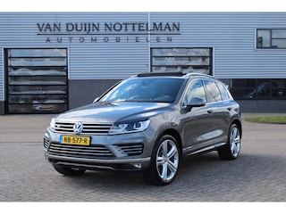 Volkswagen Touareg 3.0 TDI R-line / Panoramadak / Keyless / N.A.P.