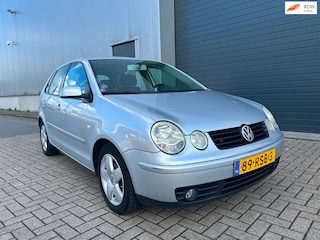 Volkswagen Polo 1.4i 16V FSI Comfortline CLIMA 5DRS