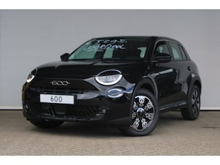 Fiat 600 1.2 Hybrid Urban | 8 Jaar garantie | LED | Cruise control | Apple Carplay/ Android Auto |