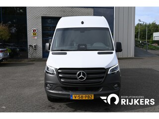 Mercedes-Benz Sprinter 317 CDI L2H2 Pro LED verlichting, Geveerde stoel, Etc.