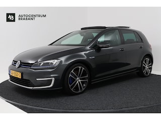 Volkswagen Golf 1.4 TSI GTE (PANORAMADAK, STOELVERWARMING, CAMERA, NAVIGATIE, CARPLAY, PARKEERSENSOREN)