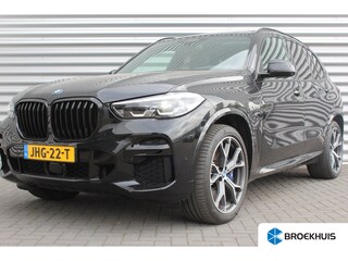 BMW X5 XDRIVE45E 394PK HIGH EXECUTIVE M-SPORT AUTOMAAT / NAVI / LEDER / FULL-LED / CLIMA / 21" LMV / KEYLESS / 360 CAMERA / PANO. DAK / SOFT-CLOSE / LUCHTVERING / ORG. NL. / ADAPT. CRUISECONTROL / WINTERPAKKET / UNIEK / NIEUWSTAAT !!