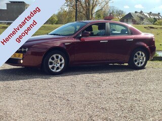 Alfa Romeo 159 2.2 JTS Distinctive - Airco - 6 Bak