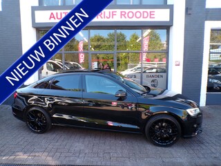 Audi A3 Limousine 35 TFSI CoD Automaat Black Edition PANORAMA DAK,TOP STAAT!