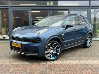 Lynk & Co 01 1.5 | Pano-dak | Carplay | Stoelverwarming | Camera |