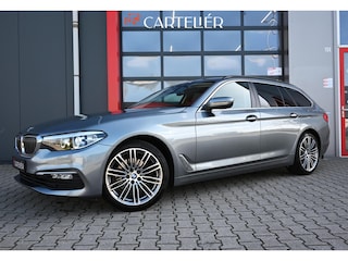 BMW 5-serie Touring 520i High Executive | Led | Stoel & Stuurwielverwarming | Navi | Ambient Sfeerverlichting | Elektrische Stoelen | Cruise | Trekhaak | Goed Onderhouden