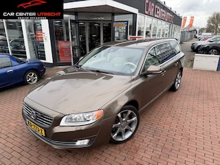 Volvo V70 2.0 D4 Summum | €250,- KORTING | leder airco automaat