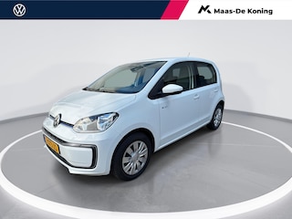 Volkswagen Up Style 83pk · Camera · Cruise Control · Stoelverwarming · P-Sensoren · Clima · Verwarmde Voorruit · DAB Radio ·